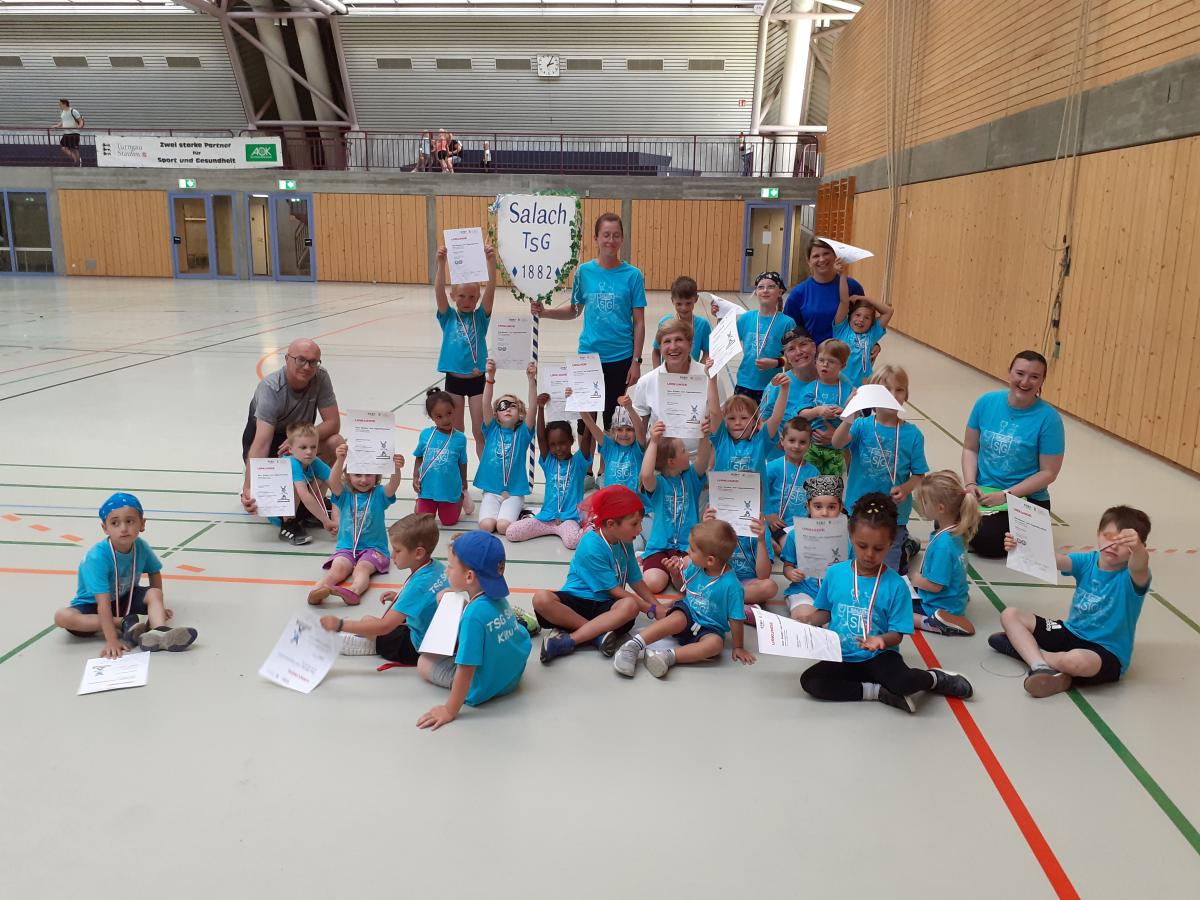 Siegerehrung-Gaukinderfest-Gruppenbild